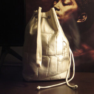 Deliziosa borsa beige a secchiello